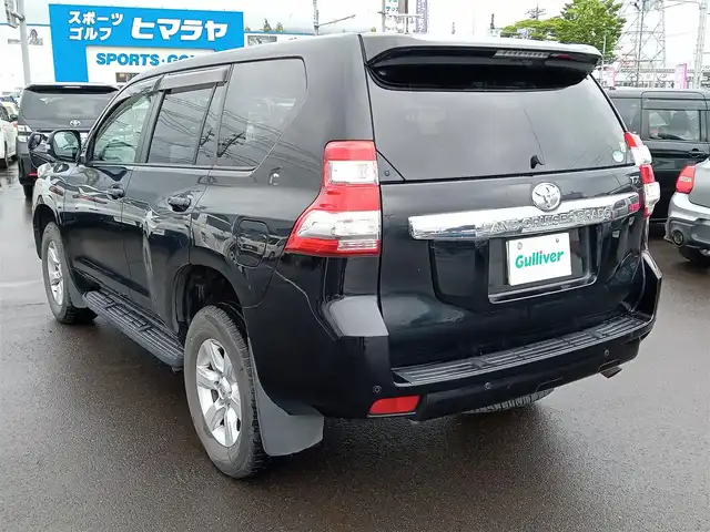 トヨタ ランドクルーザー プラド TX 福井県 2016(平28)年 10.3万km ブラック ワンオーナー車/４WD/純正17インチAW/LEDヘッドライト/Fフォグ/バックカメラ/ビルトインETC/純正7インチメモリナビ（CD/DVD/BT）/フルセグテレビ/衝突被害軽減システム/横滑り防止装置/盗難防止装置/ダブル＋サイドエアバッグ/カーテンエアバッグ/純正フロアマット