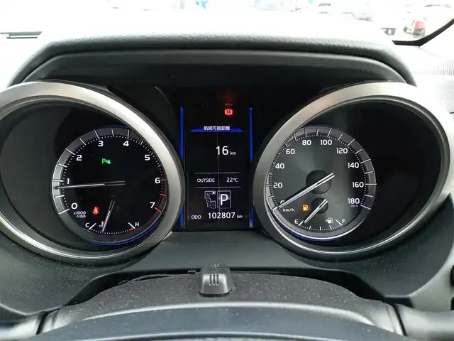トヨタ ランドクルーザー プラド TX 福井県 2016(平28)年 10.3万km ブラック ワンオーナー車/４WD/純正17インチAW/LEDヘッドライト/Fフォグ/バックカメラ/ビルトインETC/純正7インチメモリナビ（CD/DVD/BT）/フルセグテレビ/衝突被害軽減システム/横滑り防止装置/盗難防止装置/ダブル＋サイドエアバッグ/カーテンエアバッグ/純正フロアマット