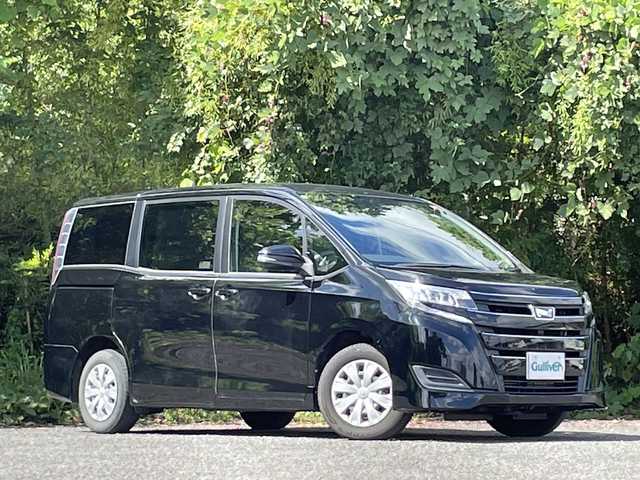 トヨタ ノア X 大分県 2020(令2)年 5.2万km ブラック パワースライドドア/社外メモリーナビ/バックカメラ/フルセグ/DVD/Bluetooth/ETC/クルーズコントロール/レーンキープアシスト/スマートキー/エンジンプッシュスタート/純正LEDヘッドライト/オートライトコントロール/オートハイビームアシスト