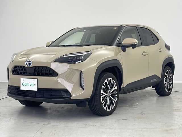 トヨタ ヤリスクロス ハイブリッド 茨城県 2023(令5)年 1.7万km ベージュ ワンオーナー　純正９型ディスプレイオーディオナビ　バックモニター　ＥＴＣ２．０　シートヒーター　ドラレコ　ブラインドスポットモニター　衝突軽減ブレーキ　ＬＥＤライト　アダプティブクルーズコントロール