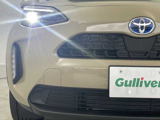 トヨタ ヤリスクロス ハイブリッド 茨城県 2023(令5)年 1.7万km ベージュ ワンオーナー　純正９型ディスプレイオーディオナビ　バックモニター　ＥＴＣ２．０　シートヒーター　ドラレコ　ブラインドスポットモニター　衝突軽減ブレーキ　ＬＥＤライト　アダプティブクルーズコントロール