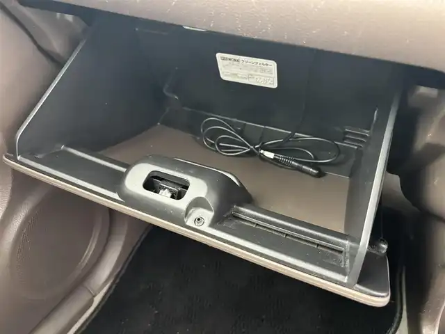 スズキ ＭＲワゴン Wit XS 富山県 2014(平26)年 9.1万km カシスピンクパールメタリック 4WD/社外ナビ（AM/FM/CD/DVD/SD/AUX/BT）/フルセグTV/バックカメラ/レザー調表皮シート/運転席シートヒーター/スマートキー×２/プッシュスタート/HIDヘッドライト/フォグランプ/オートライト/ドアバイザー/ステアリングリモコン/アイドリングストップ/純正14インチAW