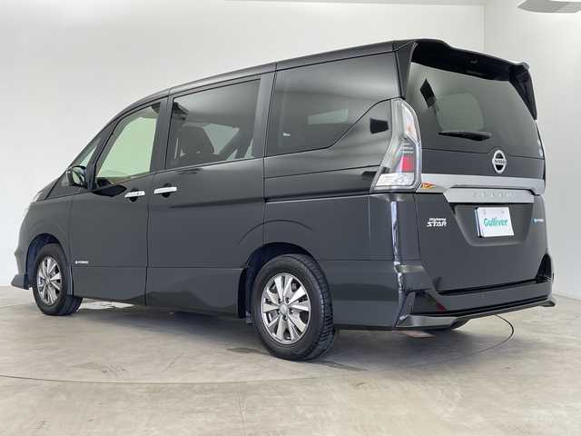 日産 セレナ e－パワー ハイウェイスター V 鹿児島県 2018(平30)年 7.6万km ダイヤモンドブラック 純正9インチナビ/（AM/FM/CD/DVD/Bluetooth/フルセグ）/フリップダウンモニター/プロパイロット/アラウンドビューモニター/デジタルインナーミラー/両側パワースライドドア/ETC2.0/セーフティパックB/オートホールド/電子パーキング/ハーフレザーシート/パーキングアシスト/純正ドライブレコーダー/スマートキー/LEDヘッドライト/オートライト/オートハイビーム