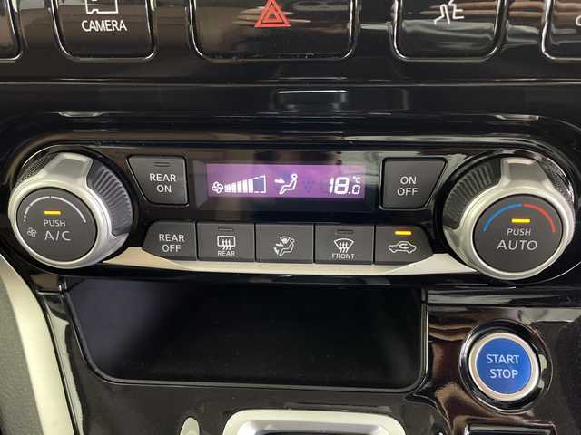 日産 セレナ e－パワー ハイウェイスター V 鹿児島県 2018(平30)年 7.6万km ダイヤモンドブラック 純正9インチナビ/（AM/FM/CD/DVD/Bluetooth/フルセグ）/フリップダウンモニター/プロパイロット/アラウンドビューモニター/デジタルインナーミラー/両側パワースライドドア/ETC2.0/セーフティパックB/オートホールド/電子パーキング/ハーフレザーシート/パーキングアシスト/純正ドライブレコーダー/スマートキー/LEDヘッドライト/オートライト/オートハイビーム