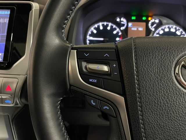 トヨタ ランドクルーザー プラド TX Lパッケージ 岩手県 2020(令2)年 2.4万km ホワイトパールクリスタルシャイン AIS検査済み/【2402049068】/AME　PPX D10X(社外)/BFグッドリッチKO2（ホワイトレター）(社外)/リフトアップキット(社外)/JAOSフェンダーガーニッシュ（社外）/ルーフラック（社外）/純正フォグベゼル/サンルーフ/電動サードシート/エンスタ/ハードフロアマット/オートハイビーム/トヨタセーフティセンス/ドラレコ/アルパインナビ(社外)/クルーズコントロール/JAOSフェンダーガーニッシュ（社外）/ルーフラック（社外）