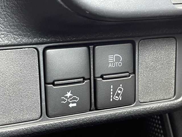 トヨタ カローラ フィールダー 1．5G ダブルバイビー 福島県 2019(令1)年 3.7万km ブラックマイカ 【AIS検査済み/2502044061】/ケンウッドSDナビ/バックカメラ/ビルドインETC/アイドリングストップ/ナノイー/スマートキー/プッシュスタート/LEDヘッドライト/LDA/AHB/ハーフレザーシート/クリアランスソナー/ルーフレール