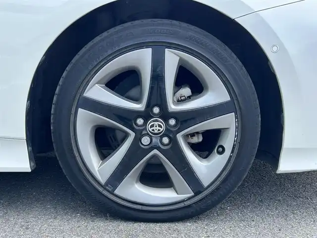 トヨタ プリウス A プレミアム　ツーリングセレ 和歌山県 2019(平31)年 2.7万km ホワイトパールクリスタルシャイン 純正メーカーナビ/フルセグTV/バックカメラ/JBLプレミアムサウンド/（BT/CD/DVD）/プリクラッシュセーフティー/ブラインドスポットモニター/ヘッドアップディスプレイ/レーダークルーズコントロール/レーンディパーチャーアラート/クリアランスソナー/横滑り防止機能/前方ドライブレコーダー/パワーシート/シートヒーター/シートエアベンチレーション/パーキングアシスト/LEDヘッドライト/フォグランプ/オートライト/オートマチックハイビーム
