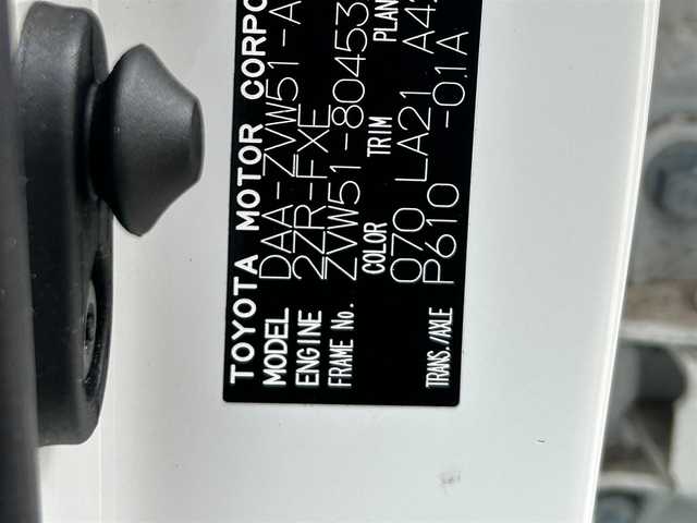 トヨタ プリウス A プレミアム　ツーリングセレ 和歌山県 2019(平31)年 2.7万km ホワイトパールクリスタルシャイン 純正メーカーナビ/フルセグTV/バックカメラ/JBLプレミアムサウンド/（BT/CD/DVD）/プリクラッシュセーフティー/ブラインドスポットモニター/ヘッドアップディスプレイ/レーダークルーズコントロール/レーンディパーチャーアラート/クリアランスソナー/横滑り防止機能/前方ドライブレコーダー/パワーシート/シートヒーター/シートエアベンチレーション/パーキングアシスト/LEDヘッドライト/フォグランプ/オートライト/オートマチックハイビーム