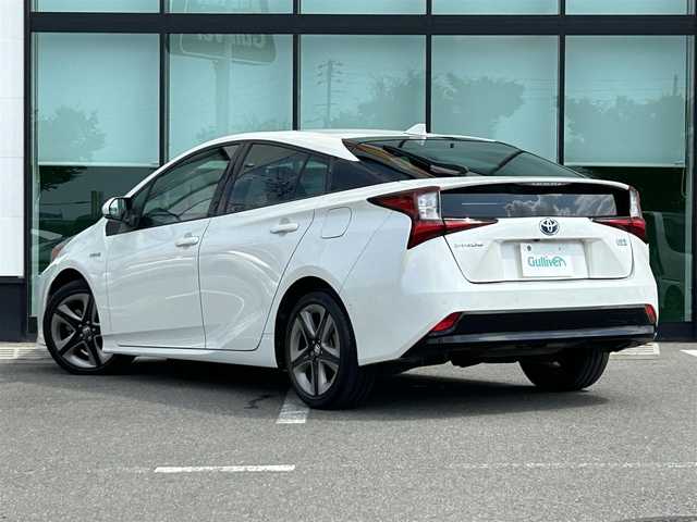 トヨタ プリウス A プレミアム　ツーリングセレ 和歌山県 2019(平31)年 2.7万km ホワイトパールクリスタルシャイン 純正メーカーナビ/フルセグTV/バックカメラ/JBLプレミアムサウンド/（BT/CD/DVD）/プリクラッシュセーフティー/ブラインドスポットモニター/ヘッドアップディスプレイ/レーダークルーズコントロール/レーンディパーチャーアラート/クリアランスソナー/横滑り防止機能/前方ドライブレコーダー/パワーシート/シートヒーター/シートエアベンチレーション/パーキングアシスト/LEDヘッドライト/フォグランプ/オートライト/オートマチックハイビーム