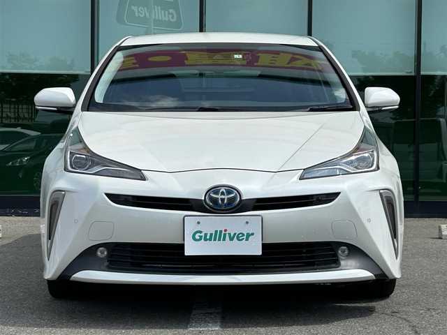 トヨタ プリウス A プレミアム　ツーリングセレ 和歌山県 2019(平31)年 2.7万km ホワイトパールクリスタルシャイン 純正メーカーナビ/フルセグTV/バックカメラ/JBLプレミアムサウンド/（BT/CD/DVD）/プリクラッシュセーフティー/ブラインドスポットモニター/ヘッドアップディスプレイ/レーダークルーズコントロール/レーンディパーチャーアラート/クリアランスソナー/横滑り防止機能/前方ドライブレコーダー/パワーシート/シートヒーター/シートエアベンチレーション/パーキングアシスト/LEDヘッドライト/フォグランプ/オートライト/オートマチックハイビーム