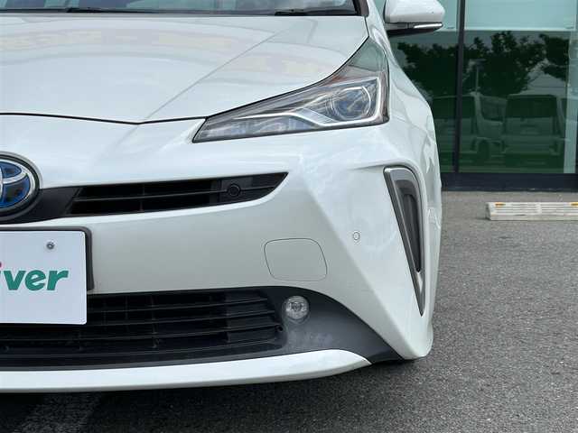 トヨタ プリウス A プレミアム　ツーリングセレ 和歌山県 2019(平31)年 2.7万km ホワイトパールクリスタルシャイン 純正メーカーナビ/フルセグTV/バックカメラ/JBLプレミアムサウンド/（BT/CD/DVD）/プリクラッシュセーフティー/ブラインドスポットモニター/ヘッドアップディスプレイ/レーダークルーズコントロール/レーンディパーチャーアラート/クリアランスソナー/横滑り防止機能/前方ドライブレコーダー/パワーシート/シートヒーター/シートエアベンチレーション/パーキングアシスト/LEDヘッドライト/フォグランプ/オートライト/オートマチックハイビーム