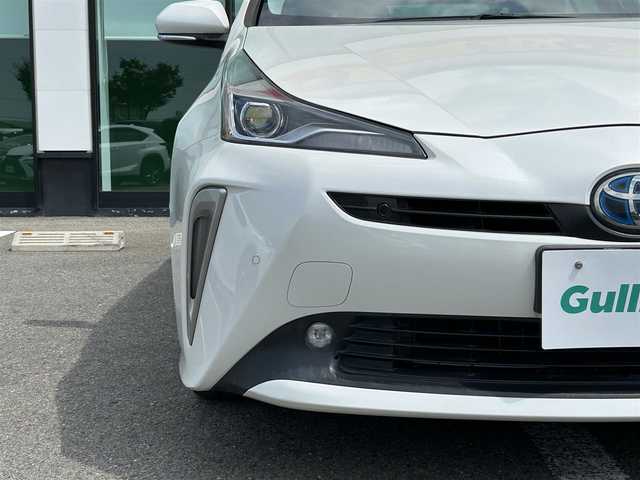トヨタ プリウス A プレミアム　ツーリングセレ 和歌山県 2019(平31)年 2.7万km ホワイトパールクリスタルシャイン 純正メーカーナビ/フルセグTV/バックカメラ/JBLプレミアムサウンド/（BT/CD/DVD）/プリクラッシュセーフティー/ブラインドスポットモニター/ヘッドアップディスプレイ/レーダークルーズコントロール/レーンディパーチャーアラート/クリアランスソナー/横滑り防止機能/前方ドライブレコーダー/パワーシート/シートヒーター/シートエアベンチレーション/パーキングアシスト/LEDヘッドライト/フォグランプ/オートライト/オートマチックハイビーム