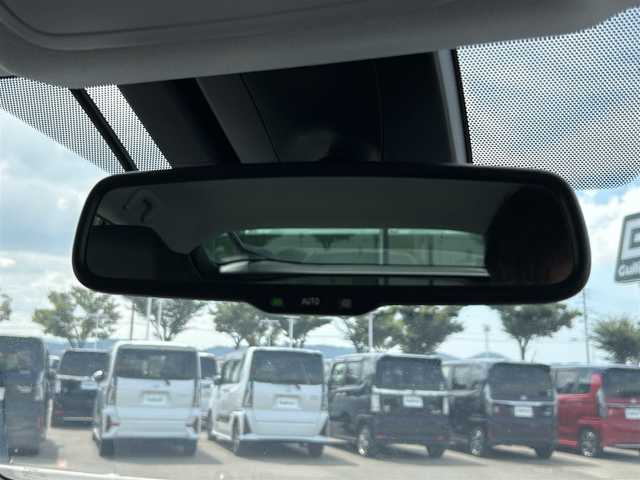 トヨタ プリウス A プレミアム　ツーリングセレ 和歌山県 2019(平31)年 2.7万km ホワイトパールクリスタルシャイン 純正メーカーナビ/フルセグTV/バックカメラ/JBLプレミアムサウンド/（BT/CD/DVD）/プリクラッシュセーフティー/ブラインドスポットモニター/ヘッドアップディスプレイ/レーダークルーズコントロール/レーンディパーチャーアラート/クリアランスソナー/横滑り防止機能/前方ドライブレコーダー/パワーシート/シートヒーター/シートエアベンチレーション/パーキングアシスト/LEDヘッドライト/フォグランプ/オートライト/オートマチックハイビーム