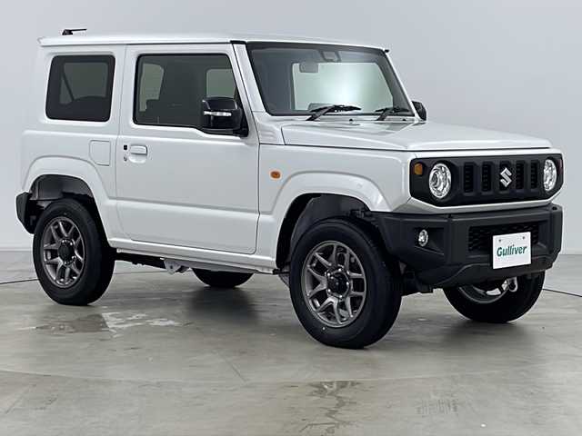 スズキ ジムニー XC 道央・札幌 2024(令6)年 0.1万km未満 ピュアホワイトP ・クルーズコントロール/・デュアルセンサーブレーキサポート/・誤発進抑制機能/・車線逸脱警報機能/・ふらつき警報機能/・先行車発進お知らせ機能/・標識認識機能/・コーナーセンサー/・ヒルホールドコントロール/・ヒルディセントコントロール/・横滑り防止装置/・アイドリングストップ/・前席シートヒーター/・電動格納ミラー/・ステアリングスイッチ/・LEDヘッドランプ/・オートライトシステム/・ヘッドランプウォッシャー/・スマートキー