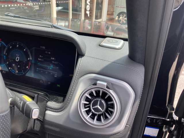 メルセデス・ベンツ ゲレンデヴァーゲン Ｇ４００ｄ AMGライン 長崎県 2022(令4)年 1.3万km オブシディアンブラック サンルーフ/プレミアムサウンド【Burmester】/衝突被害軽減ブレーキ/レーダークルーズコントロール/レーンキープアシスト/メーカーOPナビ/・Bluetooth接続/・フルセグTV/全方位カメラ・バックカメラ/ETC2.0/黒革シート/パワーシート/・シートヒーター/・エアシート/ステアリングスイッチ/パドルシフト/LEDオートヘッドライト/ブラインドスポットモニター/コーナーセンサー