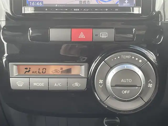ダイハツ タント カスタム RS 愛知県 2013(平25)年 6.9万km ブロンズオリーブパールメタリック ・ターボ車/・社外製SDメモリーナビ/・バックカメラ/・フルセグTV/・CD再生/・ETC/・Bluetooth/USB/AUX接続/・助手席側パワースライドドア/・ベンチシート/・純正15インチアルミホイール/・電動格納ミラー/・T’zドライブレコーダー（前後）/・オーバーヘッドコンソール・イルミネーション機能付き/・スマートキー/・スペアキー（板キー）