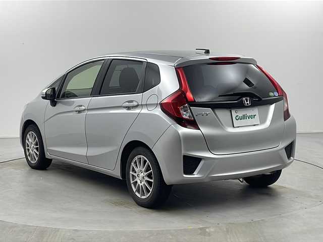 ホンダ フィット 13G Fパッケージ 栃木県 2015(平27)年 7.6万km アラバスターシルバーメタリック ストラーダSDナビ　/・CD　フルセグTV　BT　/バックカメラ　/ETC　/前方ドライブレコーダー　/プッシュスタート　/電動格納ミラー　/純正マット　/オートエアコン/純正キャップ付きサマータイヤ４本（6mm）/　