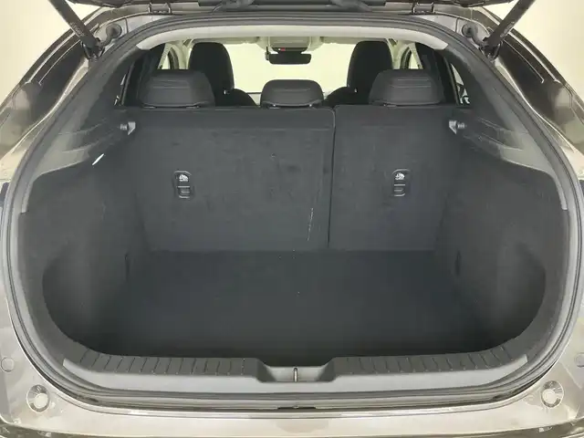 マツダ ＣＸ－３０ XD プロアクティブツーリングセレクション 愛知県 2021(令3)年 2.7万km チタニウムフラッシュマイカ 純正１０．２５型ナビ　ＢＳＭ　ＨＵＤ　ＨＤＭＩ　全方位カメラ　追従クルコン　禁煙　フルセグ　ＤＶＤ　パドルシフト　ETC　ドラレコ　車線逸脱　衝突軽減　LEDライト　ステアリングヒーター　パワーシート　シートヒーター　電動パーキング　