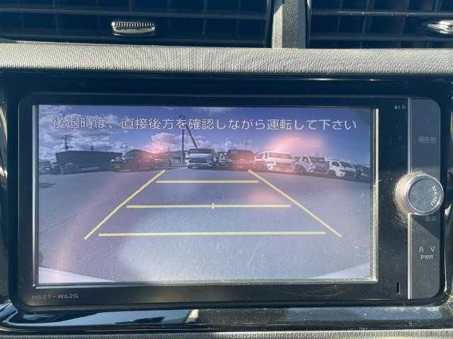 トヨタ アクア S 岩手県 2016(平28)年 9.9万km ライムホワイトパールクリスタルシャイン ドアバイザー/電動格納ミラー/プラズママイスター搭載LEDルームランプ/ETC/バックカメラ/社外15インチAW/プリクラッシュセーフティ/LDA/オートマチックハイビーム/純正メモリーナビ/フルセグ/CD/DVD/BT/レーダー探知機/ウィンドシールドデアイサー