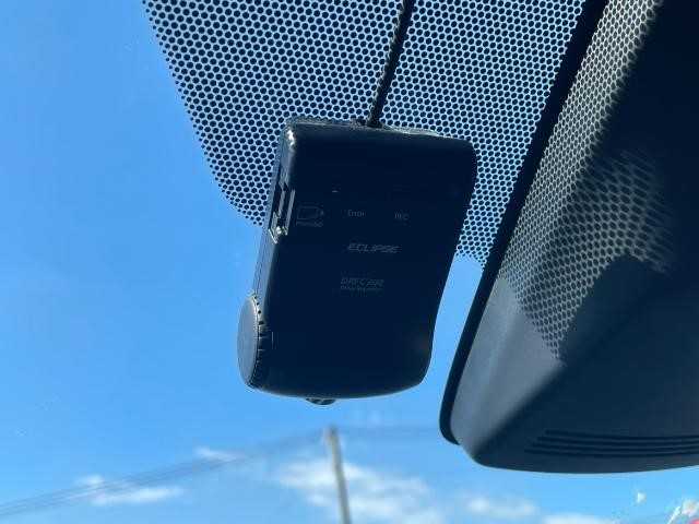 トヨタ アクア S 岩手県 2016(平28)年 9.9万km ライムホワイトパールクリスタルシャイン ドアバイザー/電動格納ミラー/プラズママイスター搭載LEDルームランプ/ETC/バックカメラ/社外15インチAW/プリクラッシュセーフティ/LDA/オートマチックハイビーム/純正メモリーナビ/フルセグ/CD/DVD/BT/レーダー探知機/ウィンドシールドデアイサー