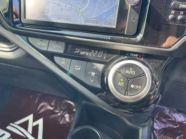 トヨタ アクア S 岩手県 2016(平28)年 9.9万km ライムホワイトパールクリスタルシャイン ドアバイザー/電動格納ミラー/プラズママイスター搭載LEDルームランプ/ETC/バックカメラ/社外15インチAW/プリクラッシュセーフティ/LDA/オートマチックハイビーム/純正メモリーナビ/フルセグ/CD/DVD/BT/レーダー探知機/ウィンドシールドデアイサー