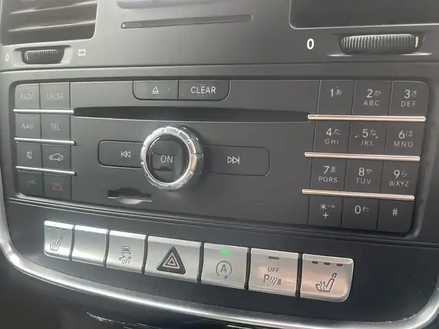 メルセデス・ベンツ ゲレンデヴァーゲン Ｇ３５０ｄ 熊本県 2017(平29)年 7.7万km パープル サンルーフ/革シート/harman/kardon/純正ナビ/（CD・DVD・フルセグTV・BTオーディオ・SD）/バックカメラ/純正18インチAW/クルーズコントロール/パドルシフト/サイドステップ/背面タイヤハードカバー/前席パワーシート・シートメモリー/前席シートヒーター/HIDヘッドライト/オートライト/前後コーナーセンサー/横滑り防止装置/ウィンカーミラー/フロアマット/新車保証書/取扱説明書/スペアキー×1本