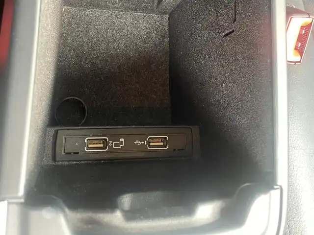 メルセデス・ベンツ ゲレンデヴァーゲン Ｇ３５０ｄ 熊本県 2017(平29)年 7.7万km パープル サンルーフ/革シート/harman/kardon/純正ナビ/（CD・DVD・フルセグTV・BTオーディオ・SD）/バックカメラ/純正18インチAW/クルーズコントロール/パドルシフト/サイドステップ/背面タイヤハードカバー/前席パワーシート・シートメモリー/前席シートヒーター/HIDヘッドライト/オートライト/前後コーナーセンサー/横滑り防止装置/ウィンカーミラー/フロアマット/新車保証書/取扱説明書/スペアキー×1本