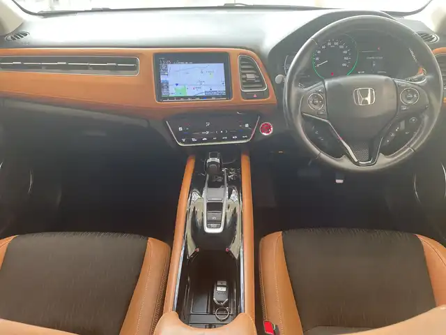 ホンダ ヴェゼル ハイブリッド Z ホンダセンシング 埼玉県 2018(平30)年 5.8万km プレミアムクリスタルレッドM ホンダセンシング/純正ナビ/　　CD/DVD/BT/フルセグTV/バックカメラ/アダプティブクルーズコントロール/LEDオートライト/ハーフレザーシート/パワーシート/シートヒーター/純正17インチAW/パドルシフト/ステアリングスイッチ/プッシュスタート/ETC/禁煙車