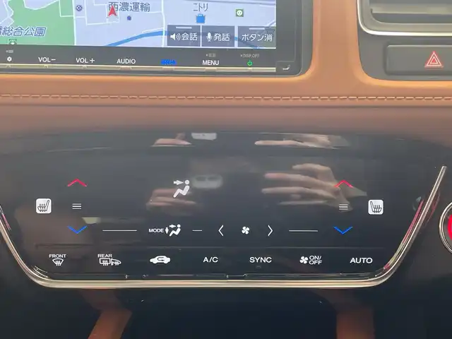 ホンダ ヴェゼル ハイブリッド Z ホンダセンシング 埼玉県 2018(平30)年 5.8万km プレミアムクリスタルレッドM ホンダセンシング/純正ナビ/　　CD/DVD/BT/フルセグTV/バックカメラ/アダプティブクルーズコントロール/LEDオートライト/ハーフレザーシート/パワーシート/シートヒーター/純正17インチAW/パドルシフト/ステアリングスイッチ/プッシュスタート/ETC/禁煙車