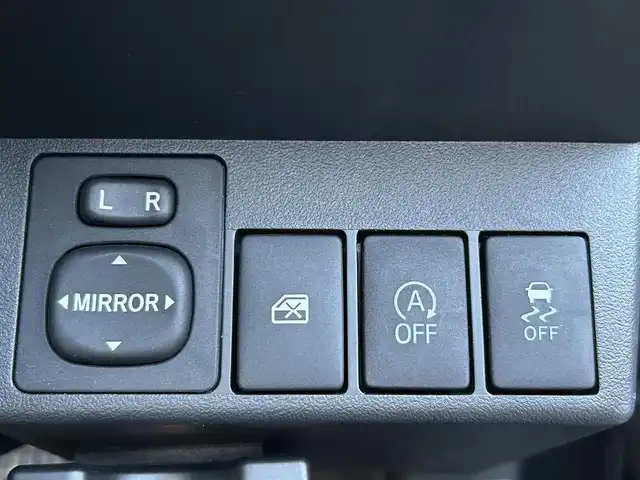 ダイハツ コペン セロ 島根県 2023(令5)年 1.2万km ブリティッシュグリーンマイカ 登録時走行距離11130km/ワンオーナー/電動オープン/マニュアルモード付きAT/アイドリングストップ/オートライト/LEDヘッドライト/フォグランプ/スマートキー/プッシュスタート/横滑り防止装置/ETC/純正16インチAW/禁煙車/取扱説明書/保証書