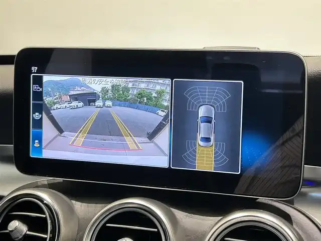 メルセデス・ベンツ Ｃ２２０ｄ アバンギャルド　AMGライン 福岡県 2018(平30)年 3.4万km ポーラホワイト レーダーセーフティーＰＫＧ　/黒革　/純正ナビ／フルセグ　/Ｂｌｕｅｔｏｏｔｈ　/Ｂカメラ　/ＡＣＣ　/ＢＳＭ　/アンビエントライト　/メモリ付パワーシート　/シートヒーター　/純正１８インチＡＷ　/ＥＴＣ２．０