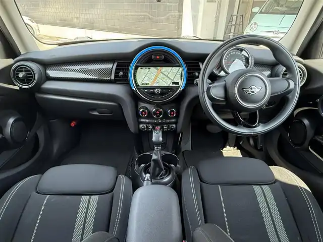 ＭＩＮＩ ミニ クーパー S 静岡県 2016(平28)年 4.7万km 紺 純正ナビ/(Bluetooth/AUX/フルセグ)/バックカメラ /速度警告/キーレスキー/ETC/ドライブレコーダー/フロアマット/純正16インチアルミホイール/フロントフォグランプ/保証書/取扱説明書