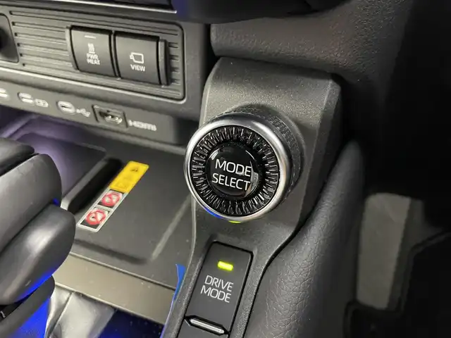 トヨタ ランドクルーザー ２５０ ZX 福井県 2024(令6)年 0.6万km プラチナホワイトパールマイカ 12.3インチナビ機能付きディスプレイオーディオ/JBLプレミアムサウンド/サンルーフ/パノラミックビューモニター /トヨタチームメイト /トヨタセーフティセンス /ブラウンレザーシート/F席シートヒーター＆ベンチレーション/純正ビルトインETC/純正アルミホイール/純正フロアマット/純正バイザー/スマートキー×２
