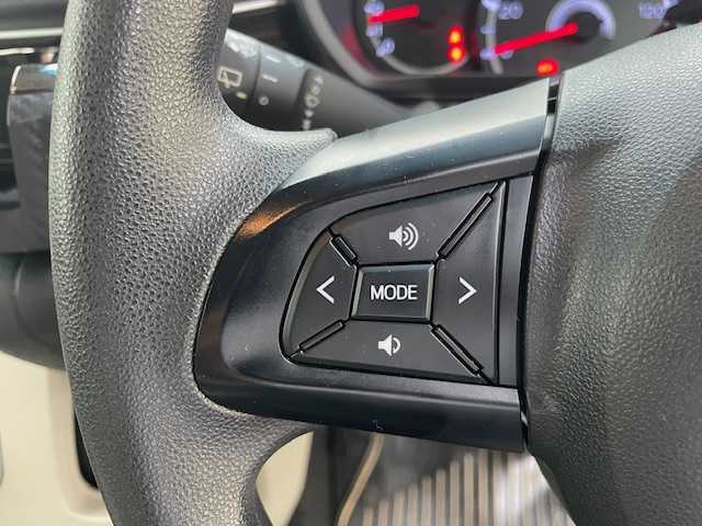 ダイハツ ムーヴ X SAⅢ 神奈川県 2017(平29)年 1.4万km ファイアークォーツレッドM ワンオーナー/フルセグテレビ/バックカメラ/ドアバイザー/プッシュスタート/ETC/アイドリングストップ/純正メモリナビ