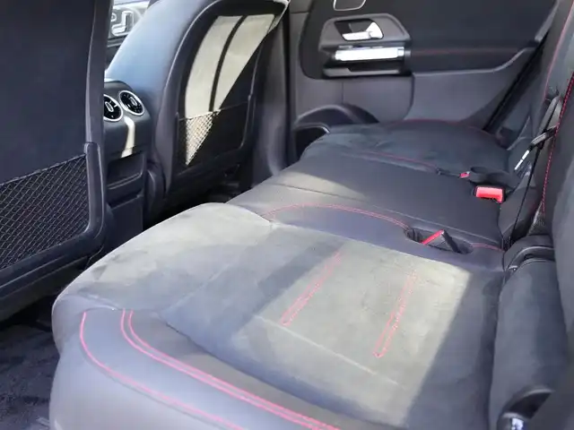 メルセデス・ベンツ Ｍ・ベンツ ＧＬＢ２００ｄ 4マチック AMGライン 静岡県 2023(令5)年 1.7万km デジタルホワイト 後期モデル/ワンオーナー/MBUX ARナビフルセグTVBluetooth/全方位カメラ/パノラマサンルーフ/ハーフレザーシートシートヒーター/フロントメモリーパワーシート/ブルメスターサラウンド/ヘッドアップディスプレイ/アンビエントライト/パワーバックドア/20インチアルミホイール/ワイヤレス充電/DSRCETC