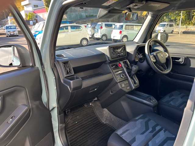 ダイハツ タフト X 高知県 2020(令2)年 10.4万km レイクブルーメタリック (株)IDOMが運営する【じしゃロン高知店】の自社ローン対象車両になります。こちらは現金ご利用時の価格です。自社ローンご希望の方は別途その旨お申付け下さい。