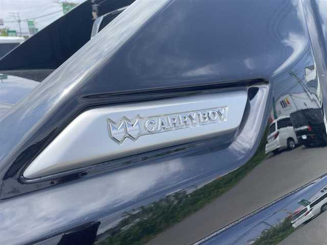 トヨタ ハイラックス Z ブラックラリーエディション 山形県 2019(令1)年 3万km アティチュードブラックマイカ 4WD/ディーゼルターボ/トノカバー/衝突軽減ブレーキ/メモリナビ/　【CD DVD SD USB BT】/フルセグTV/バックカメラ/ステアリングスイッチ/レーダークルーズコントロール/ETC/前後ドライブレコーダー/ダウンヒルアシスト/横滑り防止装置/LEDライト/フォグランプ/ウィンカーミラー/純正フロアマット/ドアバイザー/スペアキーあり
