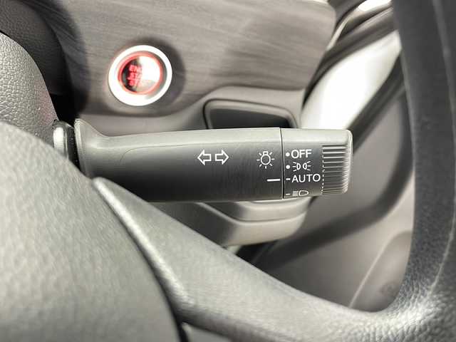 ホンダ フリード G ブラックスタイル 鹿児島県 2023(令5)年 0.7万km パール ホンダセンシング　/純正９型ナビ/（フルセグ/Bluetooth/DVD/CD）/アダプティブクルーズコントロール　/前後ドライブレコーダー　/両側パワースライドドア　/パドルシフト　/前席シートヒーター　/サンシェード　/ＥＴＣ２．０　/バックカメラ　/純正１５インチアルミホイール/三列シート/シートリフター/純正ドアバイザー/スぺキー1本/保証書/取扱説明書