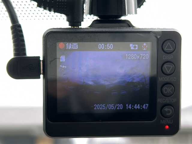 トヨタ スペイド F 鹿児島県 2013(平25)年 9.4万km ブラックマイカ 純正ナビ　/ＴＶ　/バックカメラ　/電動パワースライドドア　/Ｂｌｕｅｔｏｏｔｈ接続　/ＥＴＣ　/ＬＥＤヘッドライト　/ドライブレコーダー　/電動格納ミラー　　/スペアキー　/純正フロアマット/エンジンスタートボタン/スマートキー/CDチェンジャー