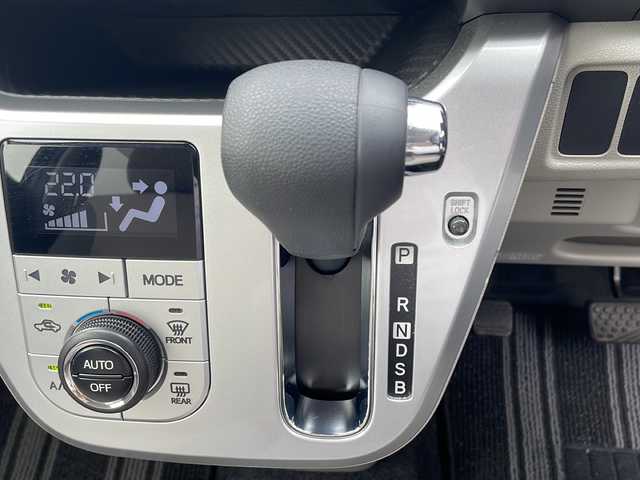 ダイハツ キャスト スタイル G SAⅢ 秋田県 2017(平29)年 6.1万km ブラックマイカメタリック CD/AM/FM/電動格納ミラー/オートライト/LEDヘッドライト/フォグランプ/スマートアシスト/レーンアシスト/衝突軽減ブレーキ/ふらつき防止機能/純正ドアバイザー/純正フロアマット/プッシュスタート/スマートキー