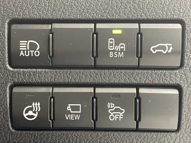 レクサス ＮＸ 300h バージョンL 岐阜県 2018(平30)年 4.6万km ソニッククォーツ パノラマサンルーフ/全周囲カメラ/純正ナビ/（Bluetooth/フルセグ）/エアシート（運転席、助手席）/シートヒーター（全席）/パワーシート（運転席、助手席）/ブラインドスポットモニター/パワーバックドア/レーダークルーズコントロール/レーンキープアシスト/横滑り防止システム/パドルシフト/ブレーキホールド/ステアリングスイッチ/ステアリングヒーター/ドライブレコーダー/ETC２．０/スマートキー/プッシュスタート