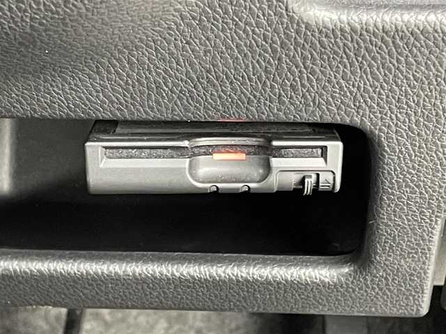 日産 デイズ ルークス ハイウェイスター Xターボ 愛知県 2019(平31)年 6.4万km スターリングシルバーM (株)IDOMが運営する【じしゃロン名古屋鳴海店】の自社ローン専用車両になりますこちらは現金またはオートローンご利用時の価格です。自社ローンご希望の方は別途その旨お申付け下さい/純正ナビ（フルセグＴＶ）　/全方位カメラ　/ＥＴＣ　/前方ドライブレコーダー　/コーナーセンサー　/衝突軽減ブレーキ　/レーンキープ　/アイドリングストップ　/片側電動スライドドア　/純正１４インチＡＷ　/ＬＥＤライト