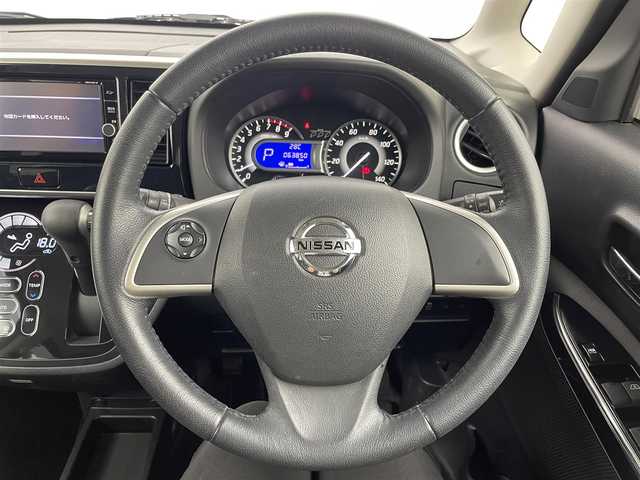 日産 デイズ ルークス ハイウェイスター Xターボ 愛知県 2019(平31)年 6.4万km スターリングシルバーM (株)IDOMが運営する【じしゃロン名古屋鳴海店】の自社ローン専用車両になりますこちらは現金またはオートローンご利用時の価格です。自社ローンご希望の方は別途その旨お申付け下さい/純正ナビ（フルセグＴＶ）　/全方位カメラ　/ＥＴＣ　/前方ドライブレコーダー　/コーナーセンサー　/衝突軽減ブレーキ　/レーンキープ　/アイドリングストップ　/片側電動スライドドア　/純正１４インチＡＷ　/ＬＥＤライト
