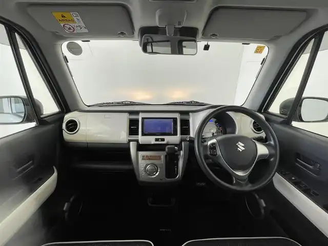 スズキ ハスラー G 群馬県 2018(平30)年 4.6万km ピュアホワイトP ・社外７インチナビ/・iPod/・フルセグTV/・AM/FM/・Bluetooth/・USB/・DVD/・衝突軽減/・横滑り防止/・車線逸脱警報/・DN席シートヒーター/・純正フロアマット/・純正AW/・ETC/・スマートキー/・ベンチシート/・パワーウィンドウ/・禁煙車