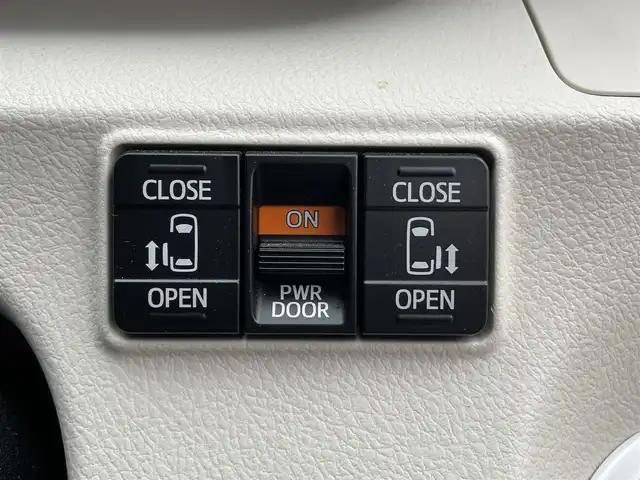 トヨタ シエンタ ハイブリッド G 青森県 2016(平28)年 5.1万km コバルトブルーメタリック ワンオーナー/寒冷地仕様/両側パワースライドドア/純正フロアマット/社外ナビ/・AM/FM/CD/DVD/BT/フォグランプ/オートライト/オートハイビーム/車線逸脱警報/プリクラッシュ/横滑り防止機能/アイドリングストップ/ヒルスタートアシスト/盗難防止装置/3列シート/ドラレコ/ビルトインETC/夏タイヤ社外15AW積込（185/60/15）/スペアキー/純正スターター/保証書/取扱説明書