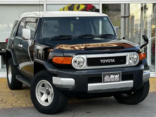 トヨタ ＦＪクルーザー オフロードパッケージ 道北・旭川 2011(平23)年 6.6万km ブラック/ホワイト オフロードパッケージ/リアデフロック/寒冷地仕様/社外LEDヘッドライト