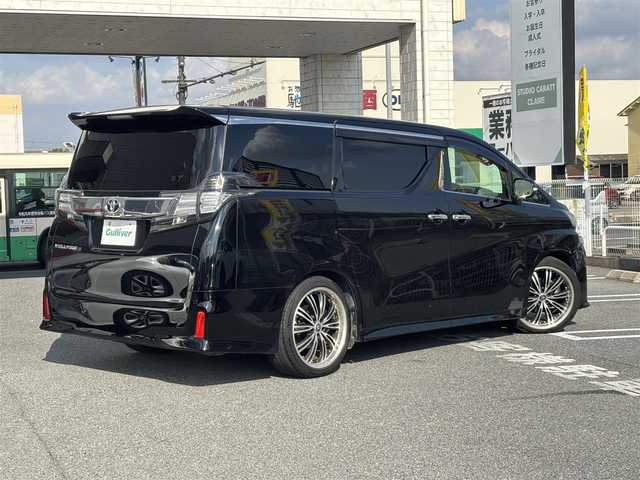 トヨタ ヴェルファイア Z Gエディション 奈良県 2016(平28)年 13万km ブラック ワンオーナー/アルパイン10インチナビ/CD/DVD/BT/USB/フルセグ/バックカメラ/黒半革シート/革調シートカバー/パワーシート（前席）/メモリーシート/ドライブレコーダー（前方）/ETC/ACC/PBD/横滑り防止装置/前後クリアランスソナー/レーダーブレーキサポート/両側パワースライドドア/LEDオートライト/フォグランプ（黄）/オートリトラウィンカーミラー/LEDルームランプ/フットランプ（青）/革巻きステアリング/ステアリングスイッチ/ステアリングヒーター/電子制御パーキングブレーキ/ブレーキホールド/オットマン/純正フロアマット/純正ドアバイザー/スペアスマートキー/新車時保証書/取扱説明書/ナビ取扱説明書/ディーラー記録簿R7