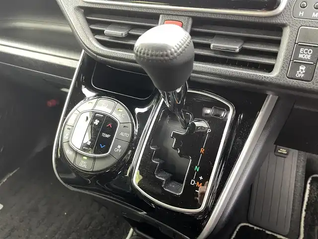 トヨタ ヴォクシー ZS 煌Ⅲ 福井県 2021(令3)年 3.6万km ホワイトパールクリスタルシャイン 純正9インチナビ/・Bluetooth/CD/DVD/フルセグTV/バックカメラ/両側パワースライドドア/ビルトインETC/ドラレコ/アダプティブクルーズコントロール/クリアランスソナー/レーンキープアシスト/オートハイビーム/プリクラッシュ/チップアップシート/純正16インチアルミホイール