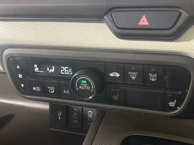 ホンダ Ｎ ＢＯＸ L 神奈川県 2022(令4)年 1.2万km プラチナホワイトパール 社外ナビ【CN-HE01D】/AM　FM　フルセグ　CD　SD　USB　Bluetooth/バックカメラ/両側パワースライドドア/ホンダセンシング/アクティブクルーズコントロール/ビルトインETC/ナビ連動前後ドライブレコーダー【CA-DR03HTD】/ステアリングリモコン/充電用USBポート×2/リアドアサンシェード/シートバックテーブル/ISOFIX対応/LKAS　車線維持支援システム/純正フロアマット/リアコーナーセンサー/ウィンカーミラー/ドアバイザー/スマートキー