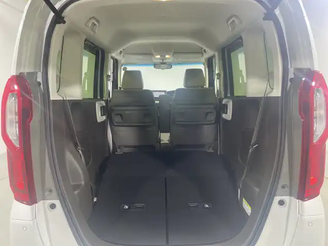 ホンダ Ｎ ＢＯＸ L 神奈川県 2022(令4)年 1.2万km プラチナホワイトパール 社外ナビ【CN-HE01D】/AM　FM　フルセグ　CD　SD　USB　Bluetooth/バックカメラ/両側パワースライドドア/ホンダセンシング/アクティブクルーズコントロール/ビルトインETC/ナビ連動前後ドライブレコーダー【CA-DR03HTD】/ステアリングリモコン/充電用USBポート×2/リアドアサンシェード/シートバックテーブル/ISOFIX対応/LKAS　車線維持支援システム/純正フロアマット/リアコーナーセンサー/ウィンカーミラー/ドアバイザー/スマートキー